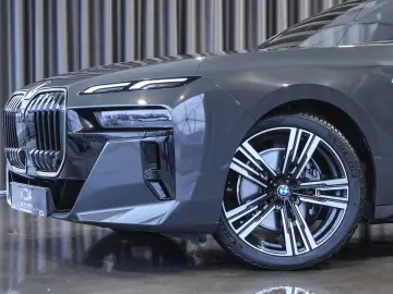 BMW 740 7 740 d xDrive M Sport