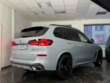 BMW X5 30d M-SPORT ICONIC CARBON PANO 360 HUD H&K
