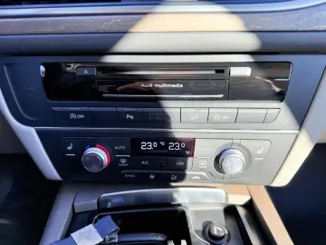 Audi A6 Allroad Quattro   Fab.- 02.2016   3.0 Diesel 218 Cp