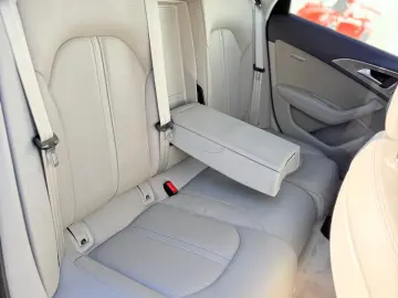 Audi A6 Allroad Quattro   Fab.- 02.2016   3.0 Diesel 218 Cp