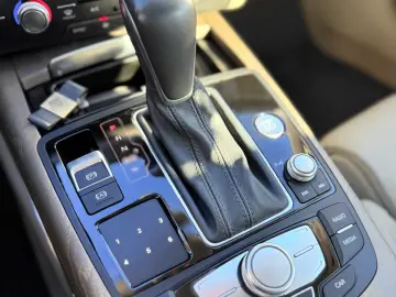 Audi A6 Allroad Quattro   Fab.- 02.2016   3.0 Diesel 218 Cp