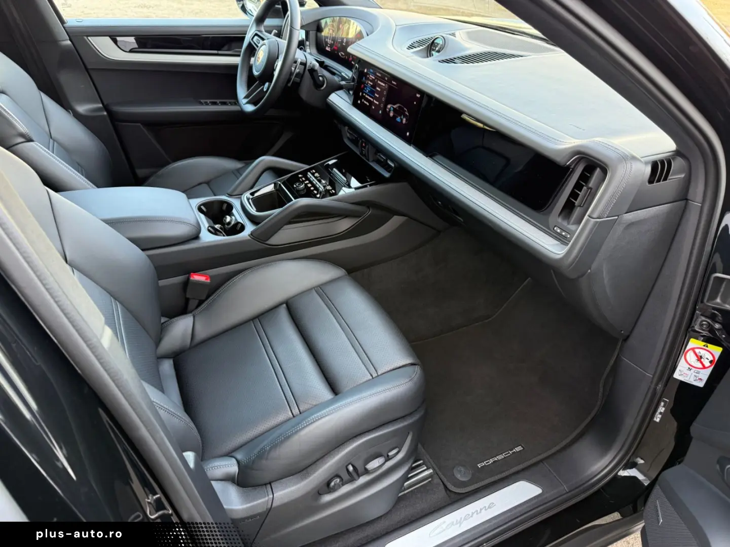 PORSCHE Cayenne Coupe Clubleder HAL Bose SWA HD