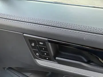 PORSCHE Cayenne Coupe Clubleder HAL Bose SWA HD