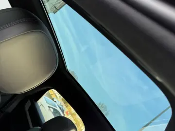 PORSCHE Cayenne Coupe Clubleder HAL Bose SWA HD