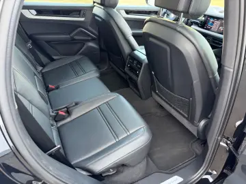 PORSCHE Cayenne Coupe Clubleder HAL Bose SWA HD