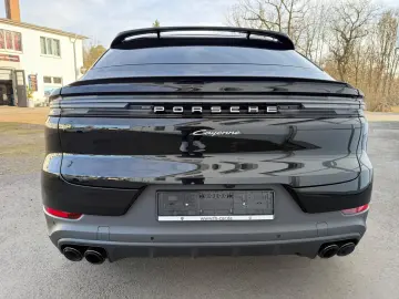 PORSCHE Cayenne Coupe Clubleder HAL Bose SWA HD