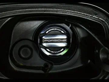 PORSCHE Cayenne TURBO S COUPE E-HYBRID APPROVED 12 27