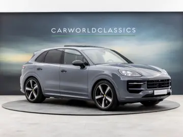 PORSCHE CAYENNE 3.0 E-HYBRID   HEAD-UP ABGAS VOLL!