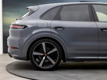 PORSCHE CAYENNE 3.0 E-HYBRID   HEAD-UP ABGAS VOLL!