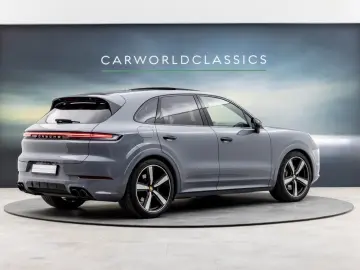 PORSCHE CAYENNE 3.0 E-HYBRID   HEAD-UP ABGAS VOLL!