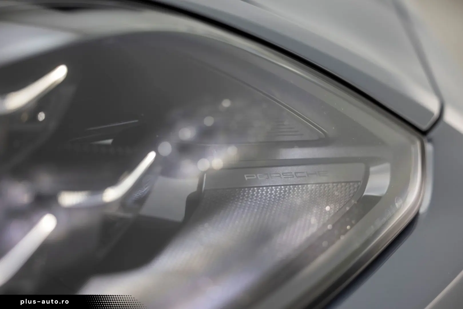 PORSCHE CAYENNE 3.0 E-HYBRID   HEAD-UP ABGAS VOLL!