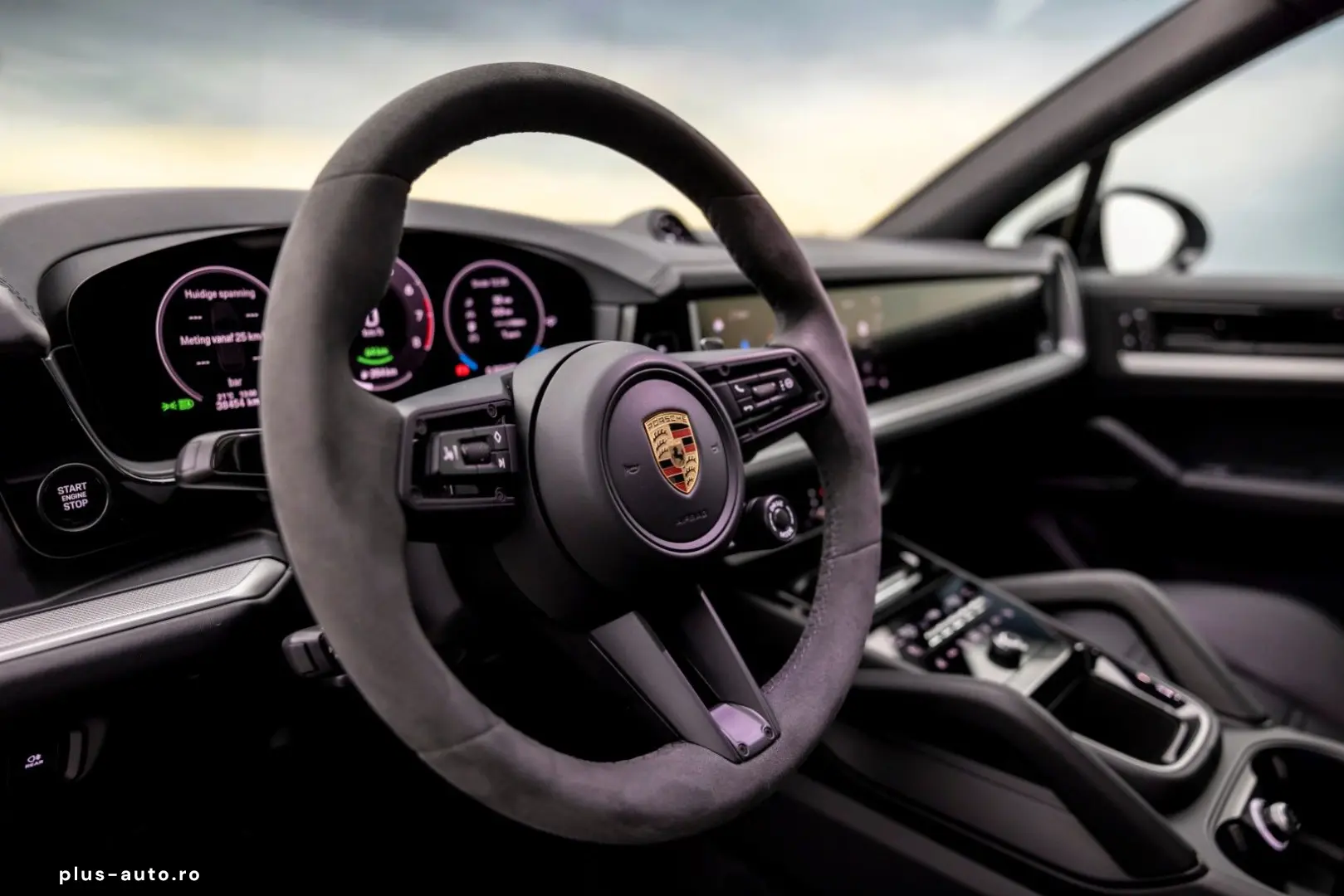PORSCHE CAYENNE 3.0 E-HYBRID   HEAD-UP ABGAS VOLL!