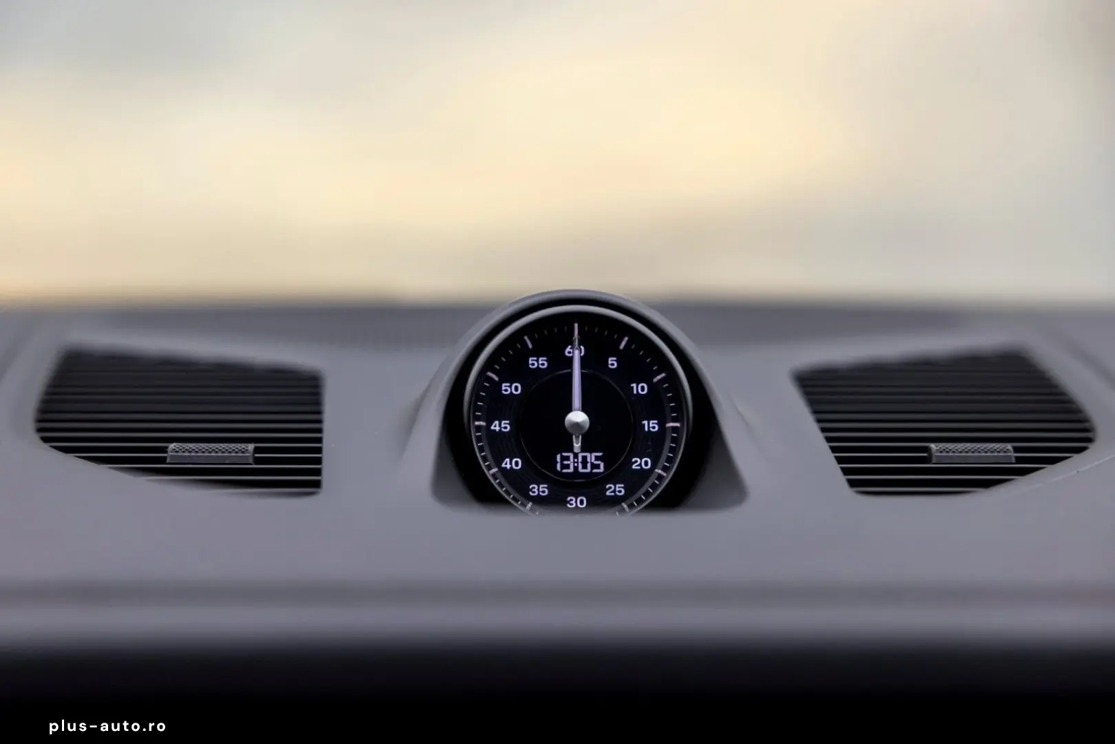 PORSCHE CAYENNE 3.0 E-HYBRID   HEAD-UP ABGAS VOLL!