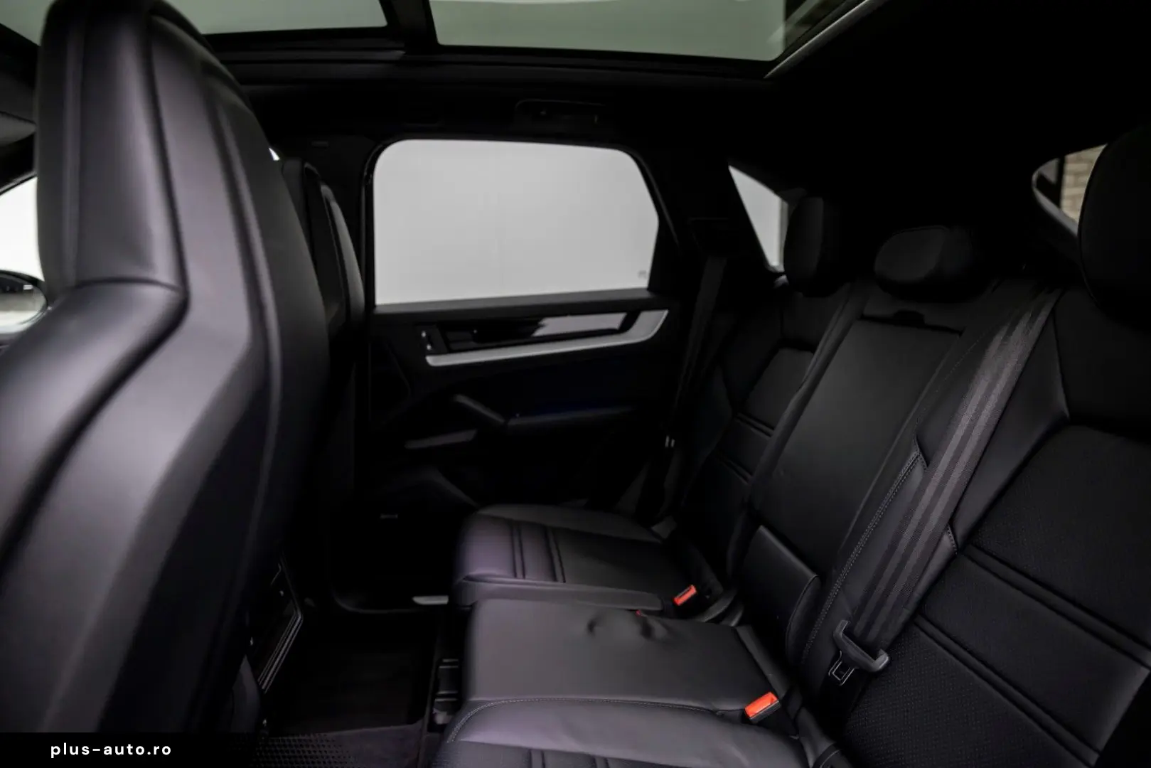 PORSCHE CAYENNE 3.0 E-HYBRID   HEAD-UP ABGAS VOLL!