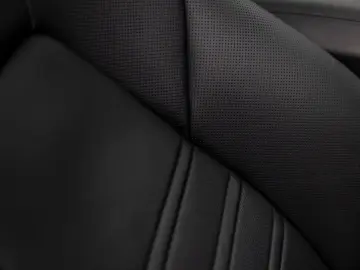 PORSCHE CAYENNE 3.0 E-HYBRID   HEAD-UP ABGAS VOLL!