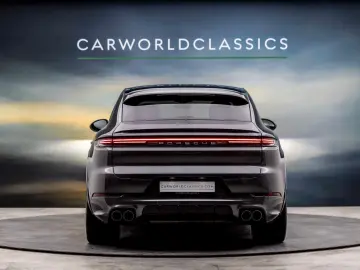 PORSCHE CAYENNE COUPE 3.0 S E-HYBRID   SPORTDESIGN VOLL
