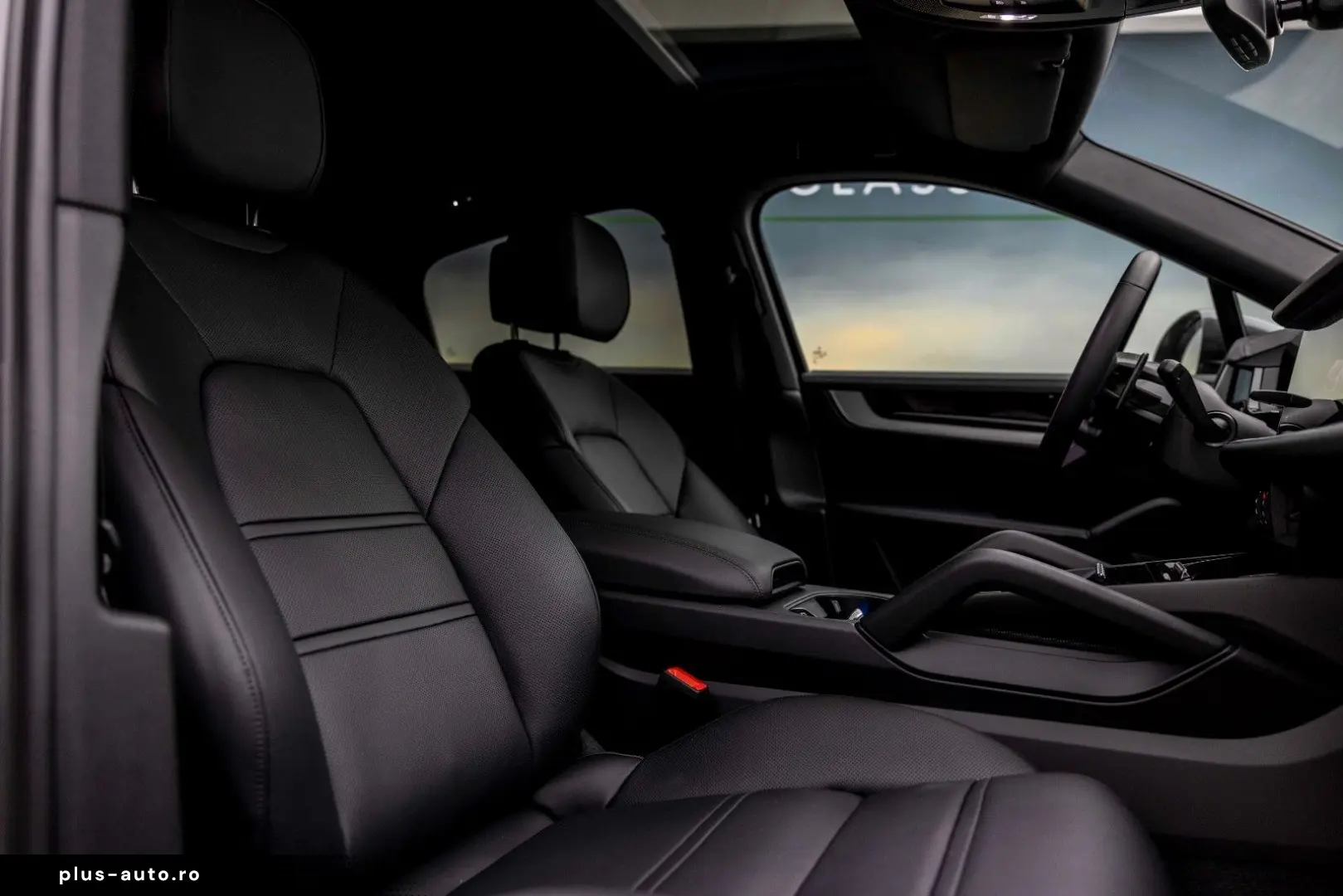 PORSCHE CAYENNE COUPE 3.0 S E-HYBRID   SPORTDESIGN VOLL