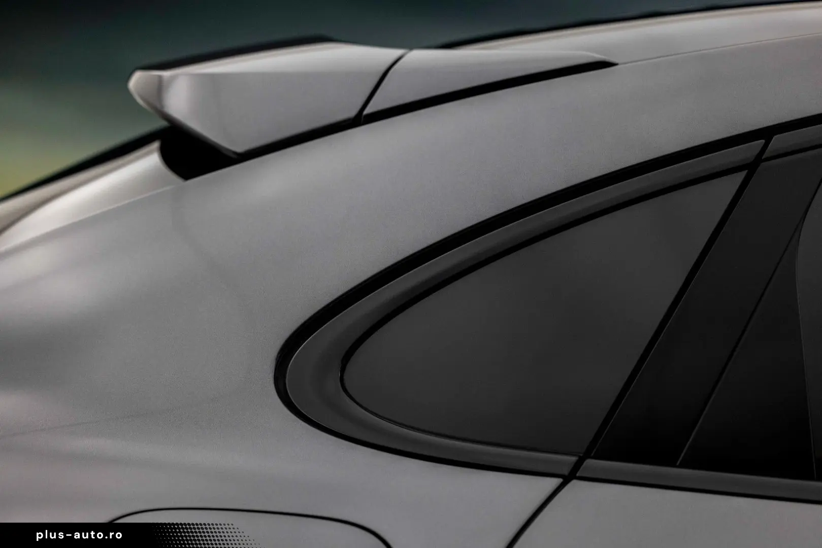 PORSCHE CAYENNE COUPE 3.0 S E-HYBRID   SPORTDESIGN VOLL