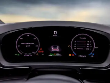 PORSCHE CAYENNE COUPE 3.0 S E-HYBRID   SPORTDESIGN VOLL