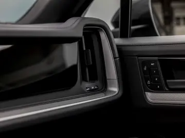 PORSCHE CAYENNE COUPE 3.0 S E-HYBRID   SPORTDESIGN VOLL