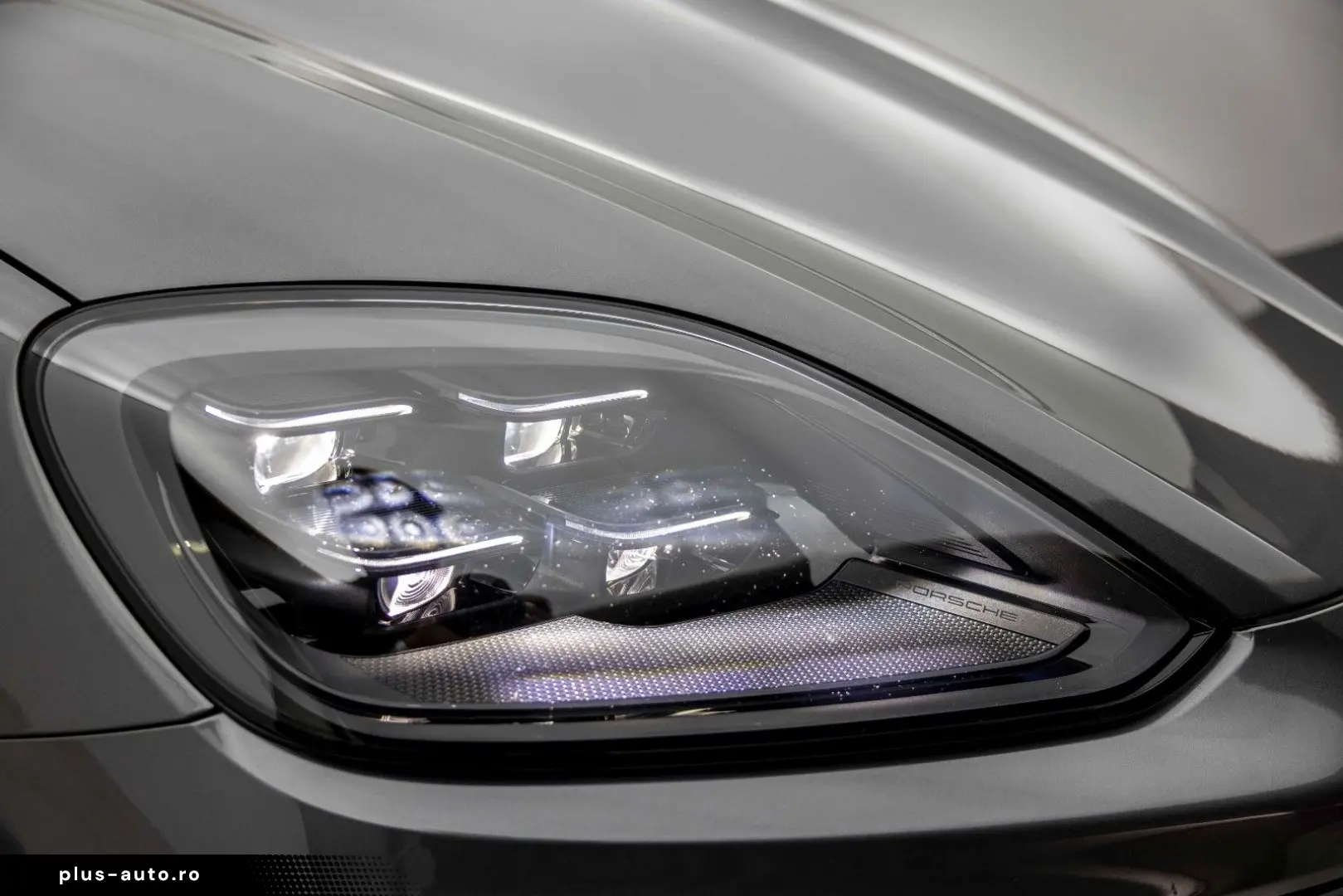 PORSCHE CAYENNE COUPE 3.0 S E-HYBRID   SPORTDESIGN VOLL