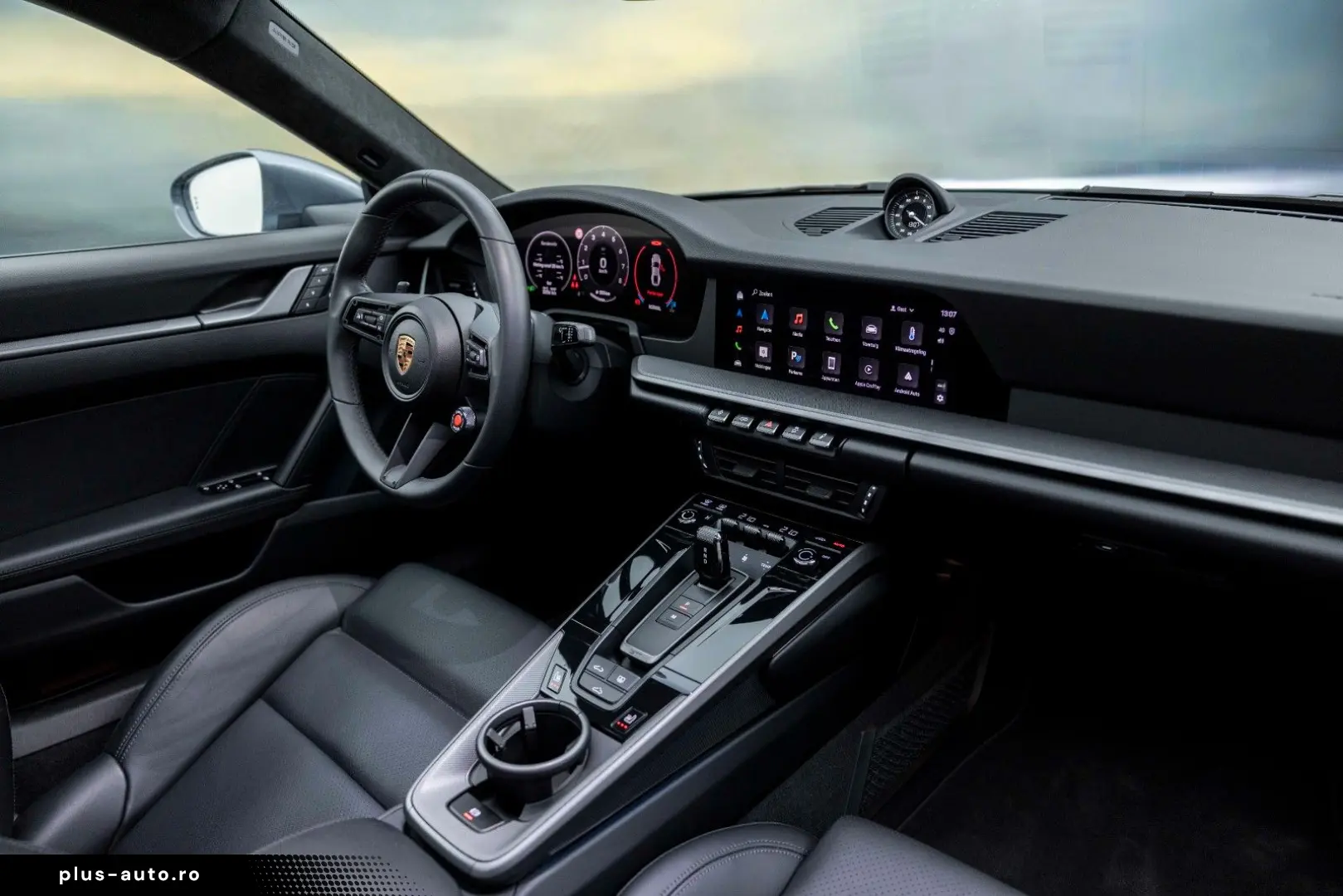 PORSCHE 911-992 CARRERA COUPE MY25   ABGAS GLASDACH 18w