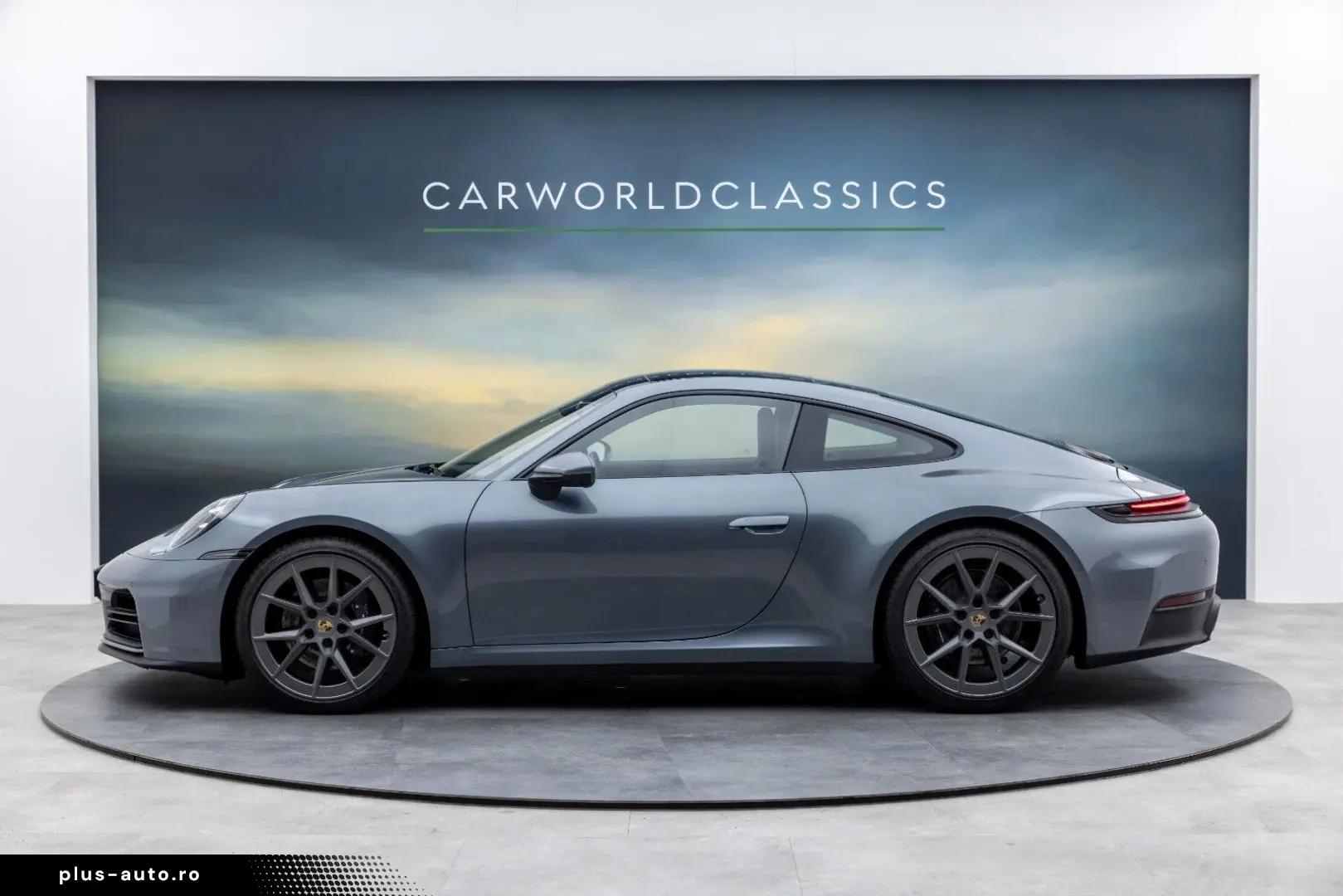 PORSCHE 911-992 CARRERA COUPE MY25   ABGAS GLASDACH 18w
