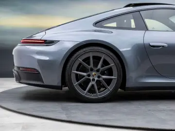 PORSCHE 911-992 CARRERA COUPE MY25   ABGAS GLASDACH 18w