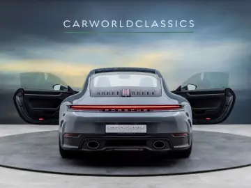 PORSCHE 911-992 CARRERA COUPE MY25   ABGAS GLASDACH 18w