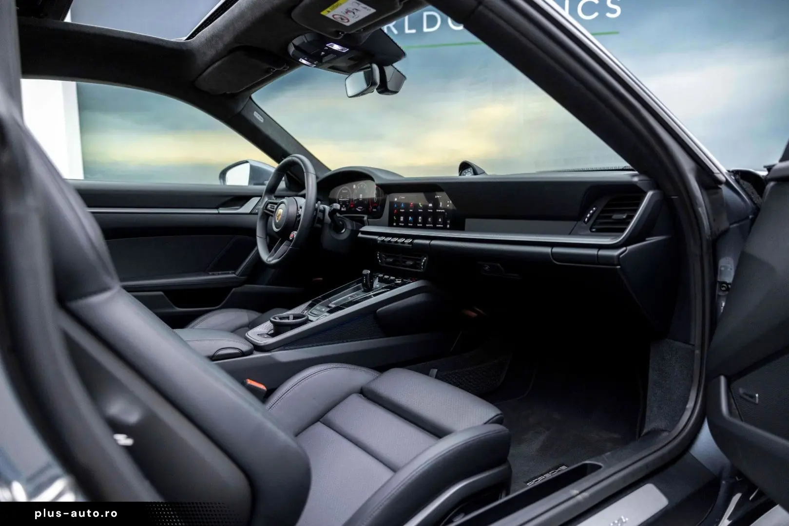 PORSCHE 911-992 CARRERA COUPE MY25   ABGAS GLASDACH 18w