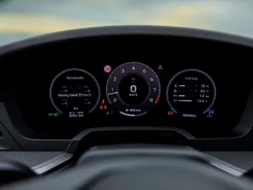 PORSCHE 911-992 CARRERA COUPE MY25   ABGAS GLASDACH 18w