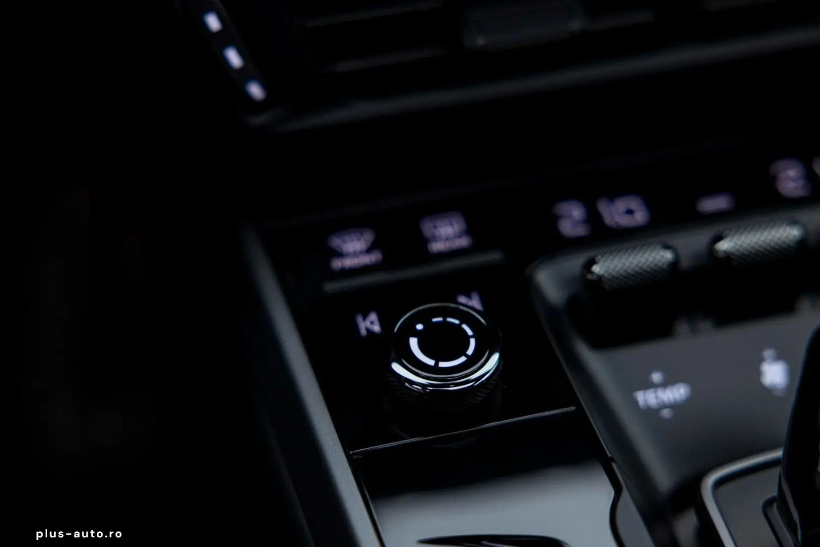 PORSCHE 911-992 CARRERA COUPE MY25   ABGAS GLASDACH 18w