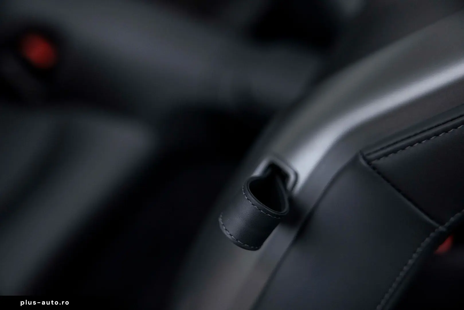 PORSCHE 911-992 CARRERA COUPE MY25   ABGAS GLASDACH 18w