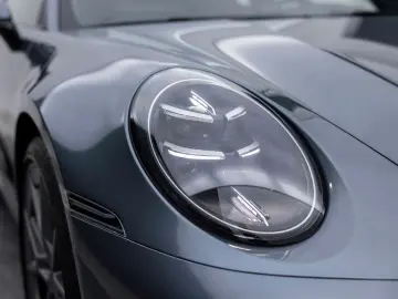 PORSCHE 911-992 CARRERA COUPE MY25   ABGAS GLASDACH 18w