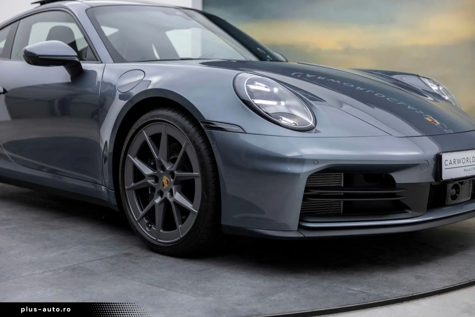 PORSCHE 911-992 CARRERA COUPE MY25   ABGAS GLASDACH 18w