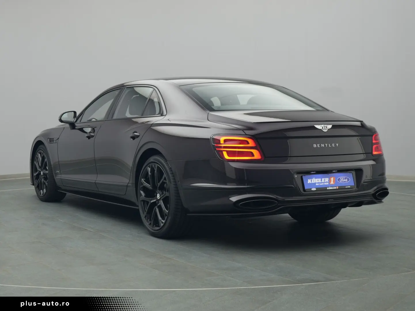 BENTLEY Flying Spur Speed Blackline Touring Styling Naim