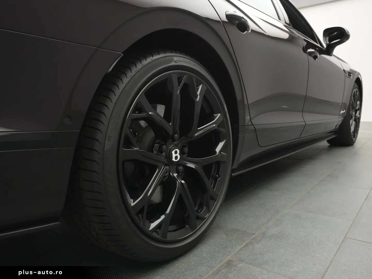 BENTLEY Flying Spur Speed Blackline Touring Styling Naim