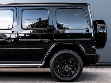 MERCEDES-BENZ G 450d AMG AKTIVSITZE MASSAGE NIGHT PAKET