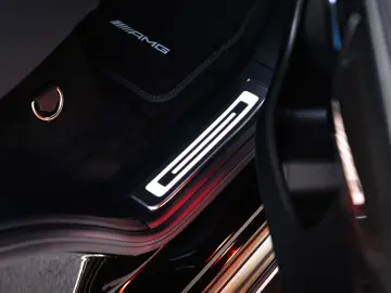 MERCEDES-BENZ G 450d AMG AKTIVSITZE MASSAGE NIGHT PAKET