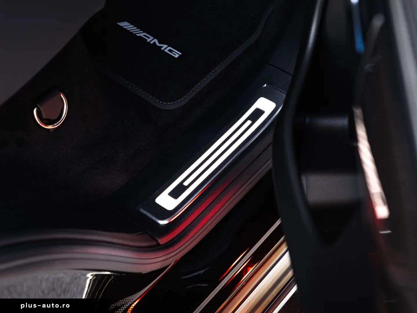 MERCEDES-BENZ G 450d AMG AKTIVSITZE MASSAGE NIGHT PAKET