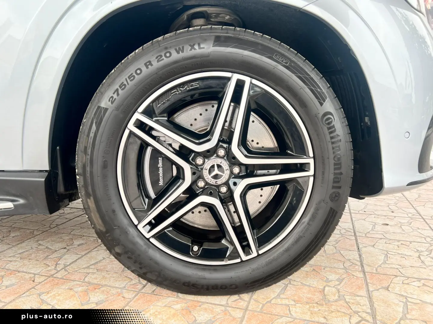 MERCEDES-BENZ GLE 400 e 4M AMG Line Pano-Dach Distro&hellip;