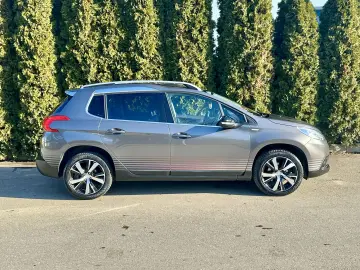 Peugeot 2008  Urbancross  5 moduri condus  garantie  rate