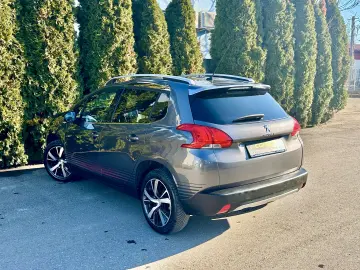 Peugeot 2008  Urbancross  5 moduri condus  garantie  rate