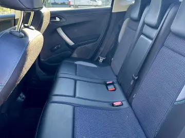 Peugeot 2008  Urbancross  5 moduri condus  garantie  rate