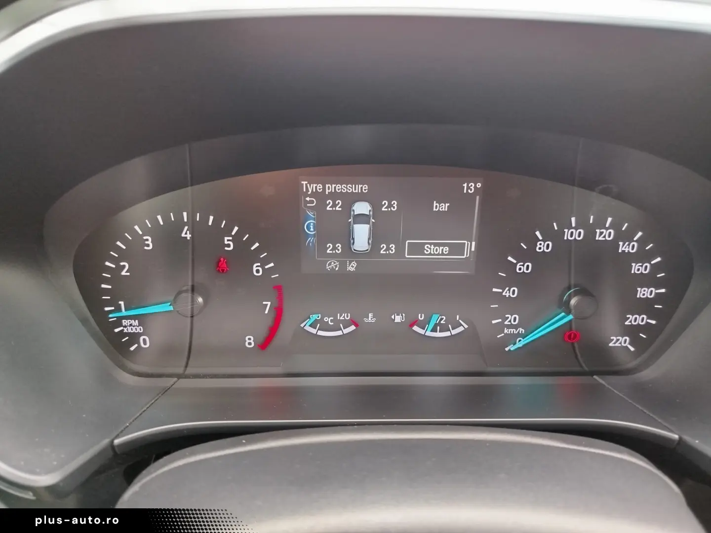 Ford Kuga 1.5 EcoBoost Titanium Manual 6t