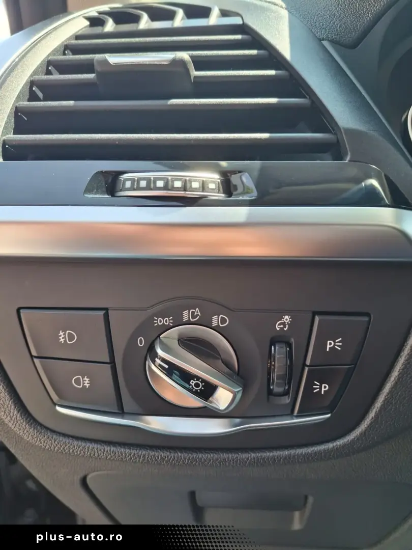 BMW X3 xDrive20d AT xLine