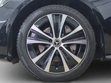 MERCEDES-BENZ E 300 d 4M AMG NIGHT PARKPAKET WIDESCREEN 9G