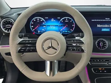 MERCEDES-BENZ E 300 d 4M AMG NIGHT PARKPAKET WIDESCREEN 9G