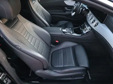 MERCEDES-BENZ E 400 4Matic AMG LINE Panorama  Facelift