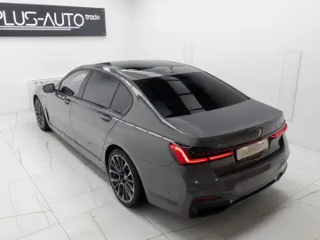 BMW 745 Le-xDrive-PlugIn Hybrid- Pachet M